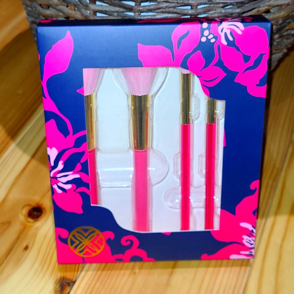 Lilly Pulitzer 4 Pc Makeup Brush Set Pink Gold White New in Box Still Sealed